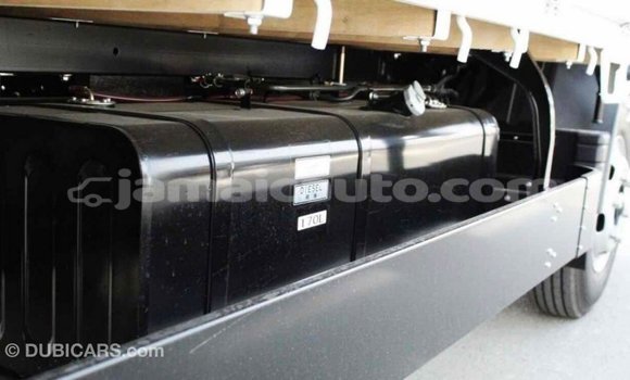 Acheter Import Voiture Mitsubishi i Blanc à Import - Dubai, Clarendon Acheter Import Voiture Mitsubishi i Blanc à Import - Dubai, Clarendon