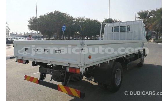 Acheter Import Voiture Mitsubishi i Blanc à Import - Dubai, Clarendon Acheter Import Voiture Mitsubishi i Blanc à Import - Dubai, Clarendon