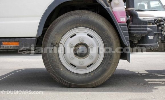 Buy Import Mitsubishi Carisma White Car in Import - Dubai in Clarendon Buy Import Mitsubishi Carisma White Car in Import - Dubai in Clarendon