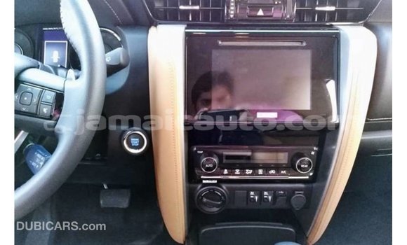 Buy Import Toyota Fortuner White Car in Import - Dubai in Clarendon Buy Import Toyota Fortuner White Car in Import - Dubai in Clarendon