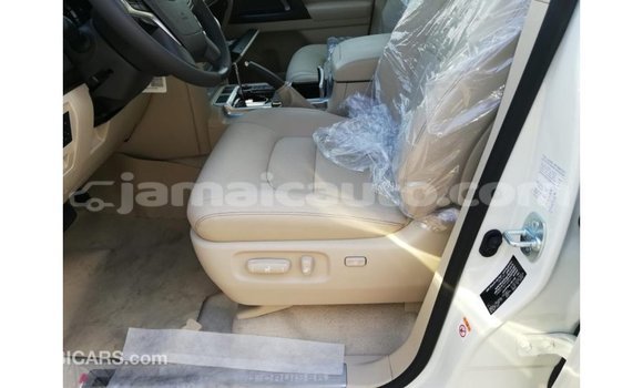 Buy Import Toyota Land Cruiser White Car in Import - Dubai in Clarendon Buy Import Toyota Land Cruiser White Car in Import - Dubai in Clarendon