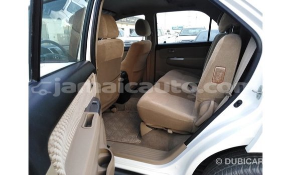 Buy Import Toyota Fortuner White Car in Import - Dubai in Clarendon