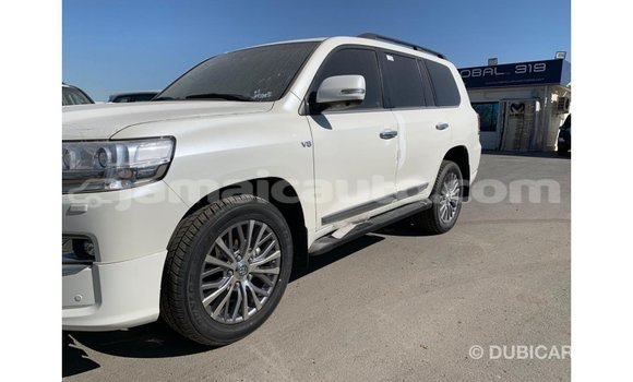 Buy Import Toyota Land Cruiser White Car in Import - Dubai in Clarendon Buy Import Toyota Land Cruiser White Car in Import - Dubai in Clarendon
