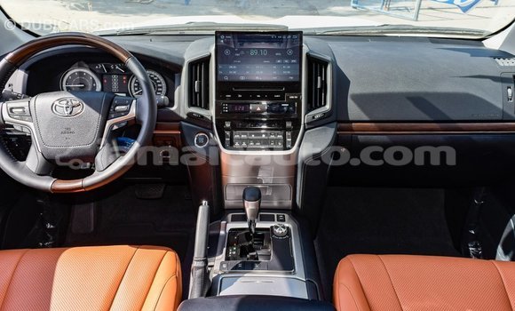 Buy Import Toyota Land Cruiser White Car in Import - Dubai in Clarendon Buy Import Toyota Land Cruiser White Car in Import - Dubai in Clarendon