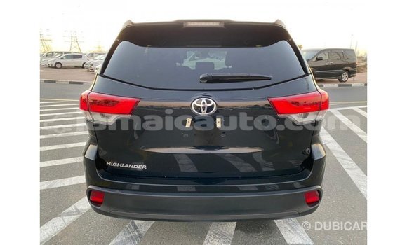 Acheter Import Voiture Toyota Highlander Noir à Import - Dubai, Clarendon Acheter Import Voiture Toyota Highlander Noir à Import - Dubai, Clarendon