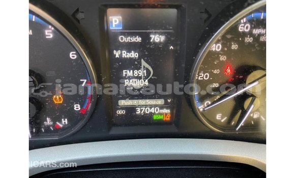 Acheter Import Voiture Toyota Highlander Noir à Import - Dubai, Clarendon Acheter Import Voiture Toyota Highlander Noir à Import - Dubai, Clarendon