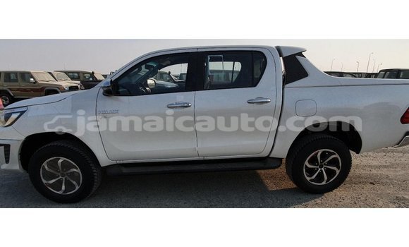 Buy Import Toyota Hilux White Car in Import - Dubai in Clarendon Buy Import Toyota Hilux White Car in Import - Dubai in Clarendon