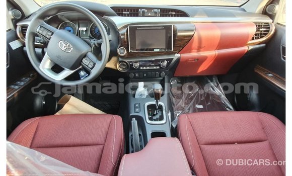 Buy Import Toyota Hilux White Car in Import - Dubai in Clarendon Buy Import Toyota Hilux White Car in Import - Dubai in Clarendon