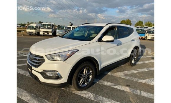Acheter Import Voiture Hyundai Santa Fe Blanc à Import - Dubai, Clarendon Acheter Import Voiture Hyundai Santa Fe Blanc à Import - Dubai, Clarendon