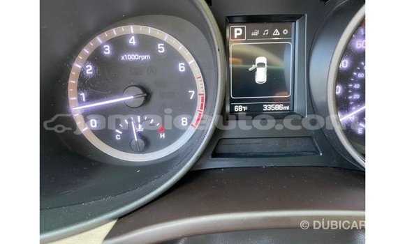 Acheter Import Voiture Hyundai Santa Fe Blanc à Import - Dubai, Clarendon Acheter Import Voiture Hyundai Santa Fe Blanc à Import - Dubai, Clarendon