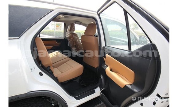 Buy Import Toyota Fortuner White Car in Import - Dubai in Clarendon Buy Import Toyota Fortuner White Car in Import - Dubai in Clarendon