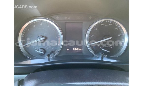 Acheter Import Voiture Toyota Highlander Blanc à Import - Dubai, Clarendon Acheter Import Voiture Toyota Highlander Blanc à Import - Dubai, Clarendon