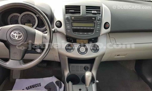 Acheter Import Utilitaire Toyota HiAce Autre à Import - Dubai, Clarendon Acheter Import Utilitaire Toyota HiAce Autre à Import - Dubai, Clarendon