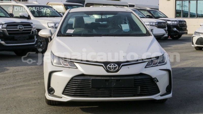 Big with watermark toyota corolla clarendon import dubai 1790