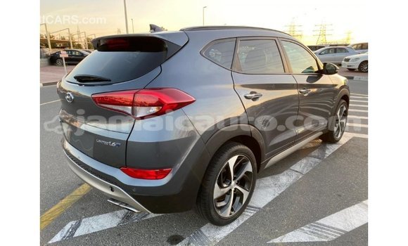 Acheter Import Voiture Hyundai Tucson Autre à Import - Dubai, Clarendon Acheter Import Voiture Hyundai Tucson Autre à Import - Dubai, Clarendon