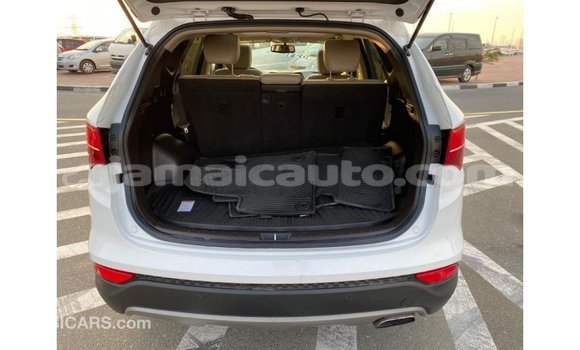 Acheter Import Voiture Hyundai Santa Fe Blanc à Import - Dubai, Clarendon Acheter Import Voiture Hyundai Santa Fe Blanc à Import - Dubai, Clarendon