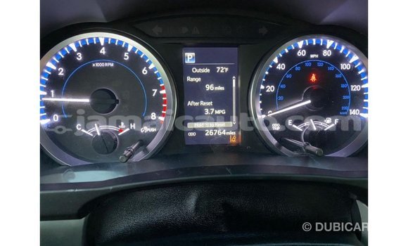 Acheter Import Voiture Toyota Highlander Blanc à Import - Dubai, Clarendon Acheter Import Voiture Toyota Highlander Blanc à Import - Dubai, Clarendon