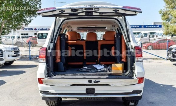 Buy Import Toyota Land Cruiser White Car in Import - Dubai in Clarendon Buy Import Toyota Land Cruiser White Car in Import - Dubai in Clarendon