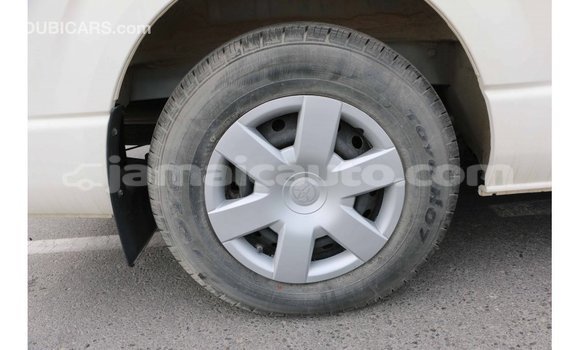 Acheter Import Voiture Toyota Hiace Blanc à Import - Dubai, Clarendon Acheter Import Voiture Toyota Hiace Blanc à Import - Dubai, Clarendon