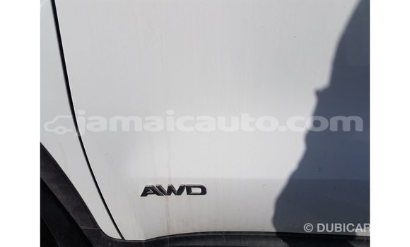 Acheter Import Voiture Kia Sportage Blanc à Import - Dubai, Clarendon Acheter Import Voiture Kia Sportage Blanc à Import - Dubai, Clarendon