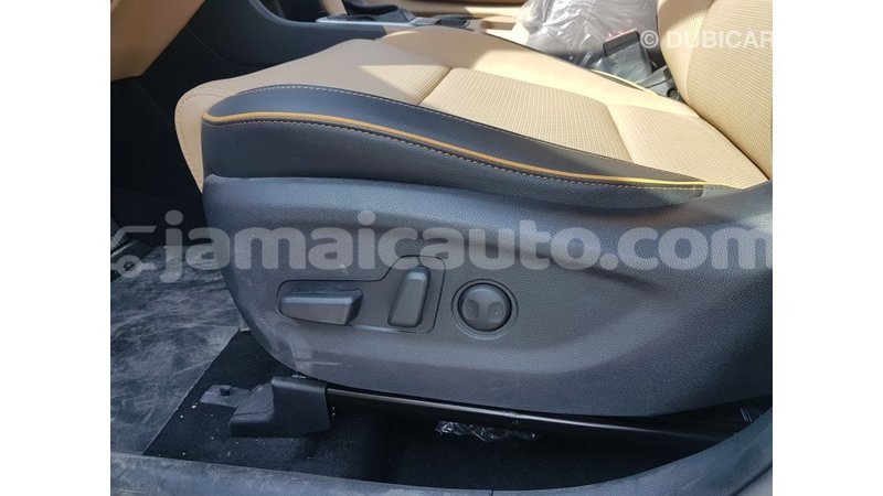 Big with watermark kia sportage clarendon import dubai 1852