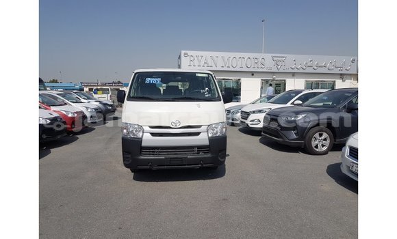 Buy Import Toyota Hiace White Car in Import - Dubai in Clarendon Buy Import Toyota Hiace White Car in Import - Dubai in Clarendon