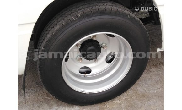 Acheter Import Voiture Toyota Coaster Blanc à Import - Dubai, Clarendon Acheter Import Voiture Toyota Coaster Blanc à Import - Dubai, Clarendon