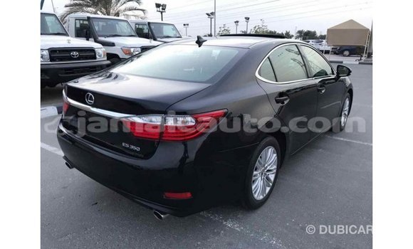 Acheter Import Voiture Lexus ES Noir à Import - Dubai, Clarendon Acheter Import Voiture Lexus ES Noir à Import - Dubai, Clarendon