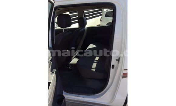Buy Import Toyota Hilux White Car in Import - Dubai in Clarendon Buy Import Toyota Hilux White Car in Import - Dubai in Clarendon