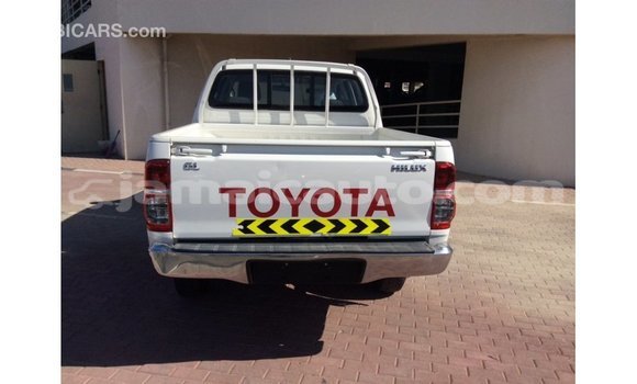 Buy Import Toyota Hilux White Car in Import - Dubai in Clarendon Buy Import Toyota Hilux White Car in Import - Dubai in Clarendon