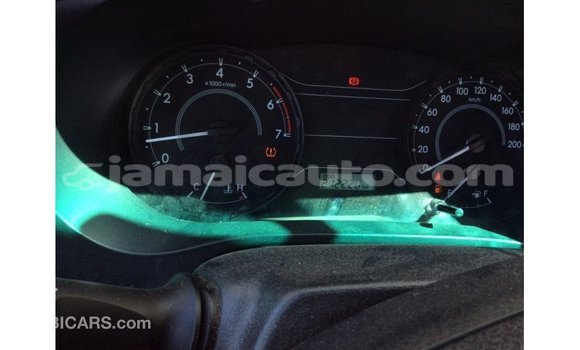 Buy Import Toyota Hilux White Car in Import - Dubai in Clarendon Buy Import Toyota Hilux White Car in Import - Dubai in Clarendon