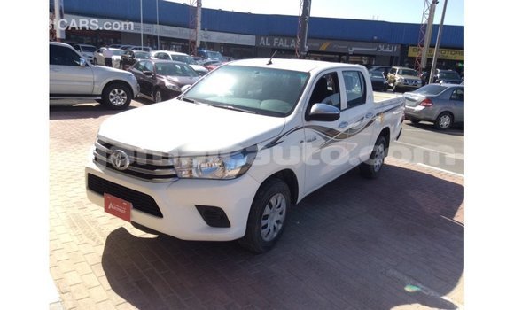 Buy Import Toyota Hilux White Car in Import - Dubai in Clarendon Buy Import Toyota Hilux White Car in Import - Dubai in Clarendon