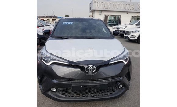 Acheter Import Voiture Toyota C-HR Autre à Import - Dubai, Clarendon Acheter Import Voiture Toyota C-HR Autre à Import - Dubai, Clarendon