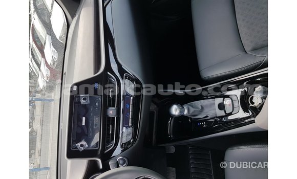 Acheter Import Voiture Toyota C-HR Autre à Import - Dubai, Clarendon Acheter Import Voiture Toyota C-HR Autre à Import - Dubai, Clarendon