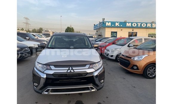 Buy Import Mitsubishi Outlander Brown Car in Import - Dubai in Clarendon Buy Import Mitsubishi Outlander Brown Car in Import - Dubai in Clarendon