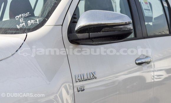 Acheter Import Voiture Toyota Hilux Blanc à Import - Dubai, Clarendon Acheter Import Voiture Toyota Hilux Blanc à Import - Dubai, Clarendon
