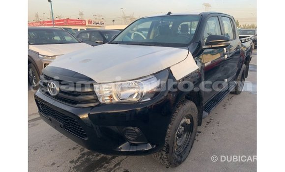 Acheter Import Voiture Toyota Hilux Noir à Import - Dubai, Clarendon Acheter Import Voiture Toyota Hilux Noir à Import - Dubai, Clarendon