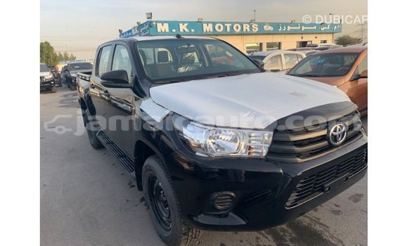 Acheter Import Voiture Toyota Hilux Noir à Import - Dubai, Clarendon Acheter Import Voiture Toyota Hilux Noir à Import - Dubai, Clarendon
