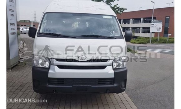 Buy Import Toyota Hiace White Car in Import - Dubai in Clarendon Buy Import Toyota Hiace White Car in Import - Dubai in Clarendon