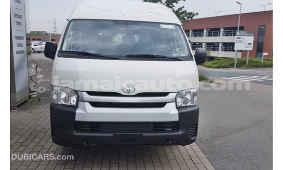 Acheter Import Voiture Toyota Hiace Blanc à Import - Dubai, Clarendon Acheter Import Voiture Toyota Hiace Blanc à Import - Dubai, Clarendon