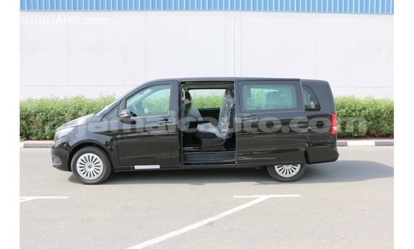 Acheter Import Voiture Mercedes-Benz 250 Noir à Import - Dubai, Clarendon Acheter Import Voiture Mercedes-Benz 250 Noir à Import - Dubai, Clarendon