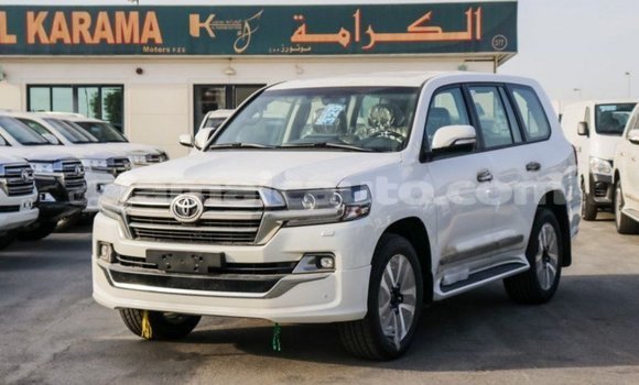 Buy Import Toyota Land Cruiser White Car in Import - Dubai in Clarendon Buy Import Toyota Land Cruiser White Car in Import - Dubai in Clarendon