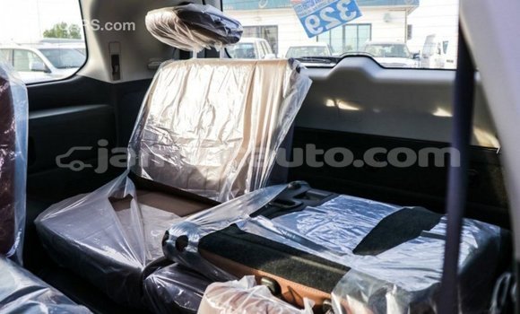 Buy Import Toyota Land Cruiser White Car in Import - Dubai in Clarendon Buy Import Toyota Land Cruiser White Car in Import - Dubai in Clarendon