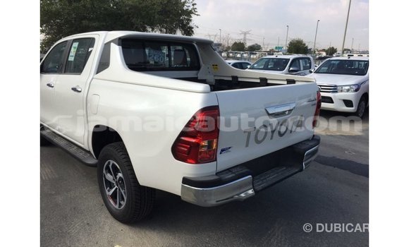 Buy Import Toyota Hilux White Car in Import - Dubai in Clarendon Buy Import Toyota Hilux White Car in Import - Dubai in Clarendon