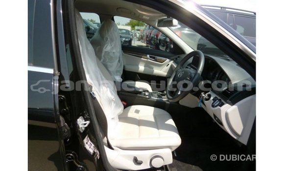Buy Import Mercedes-Benz 200 Black Car in Import - Dubai in Clarendon Buy Import Mercedes-Benz 200 Black Car in Import - Dubai in Clarendon