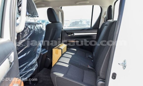 Buy Import Toyota Hilux White Car in Import - Dubai in Clarendon Buy Import Toyota Hilux White Car in Import - Dubai in Clarendon