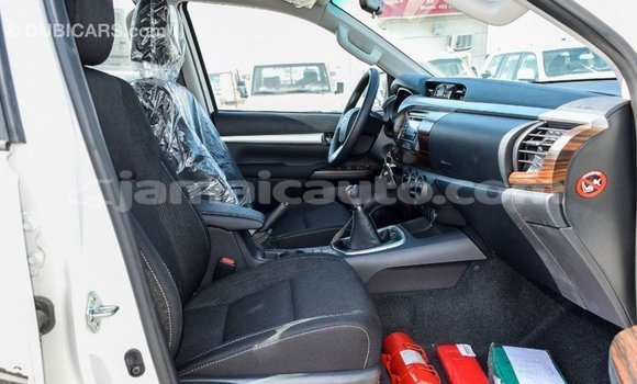 Buy Import Toyota Hilux White Car in Import - Dubai in Clarendon Buy Import Toyota Hilux White Car in Import - Dubai in Clarendon