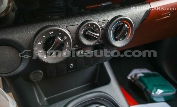 Buy Import Toyota Hilux White Car in Import - Dubai in Clarendon Buy Import Toyota Hilux White Car in Import - Dubai in Clarendon