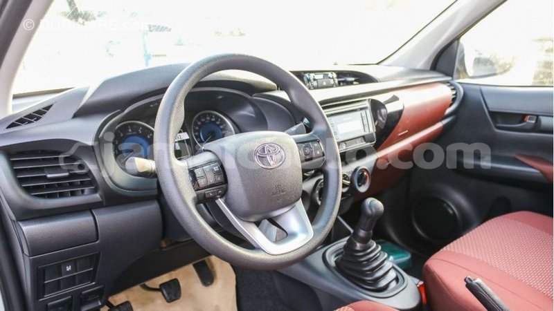 Big with watermark toyota hilux clarendon import dubai 1973