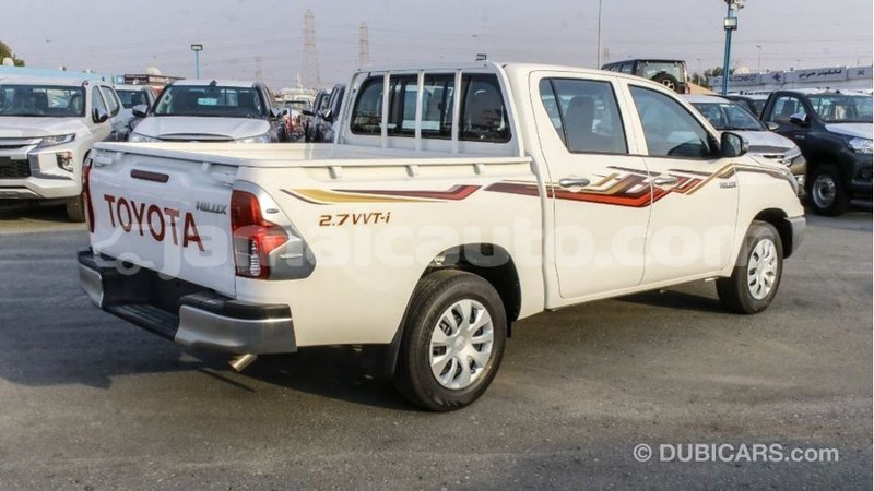 Big with watermark toyota hilux clarendon import dubai 1973